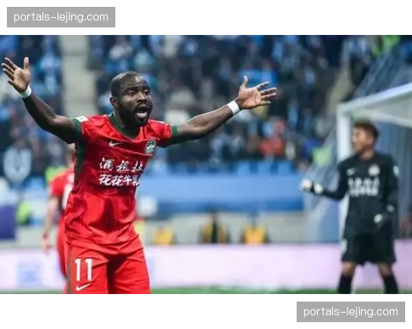 阿奇姆彭一击制胜掀翻卫冕冠军 当选联赛第三轮官方最佳球员